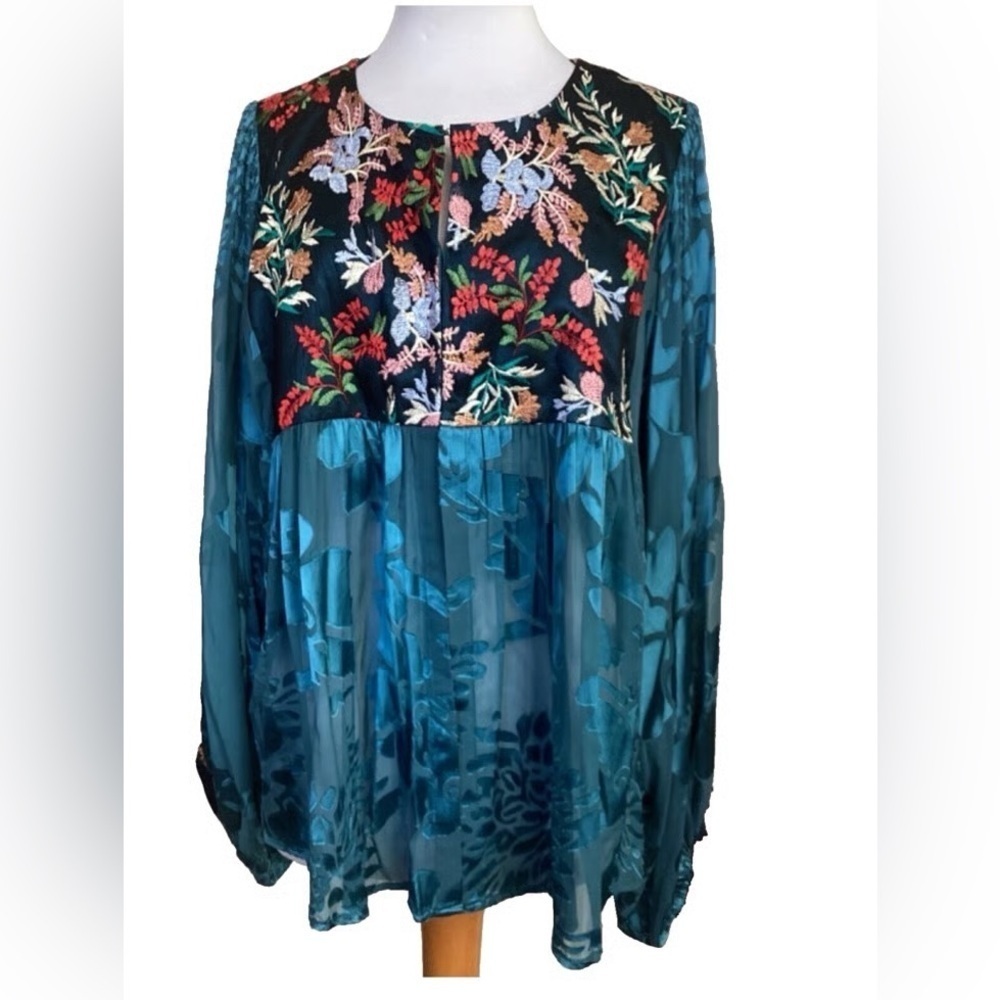 🌺✨ Ania.A Teal Floral Embroidered Sheer Blouse – Women’s Size XL – NWT